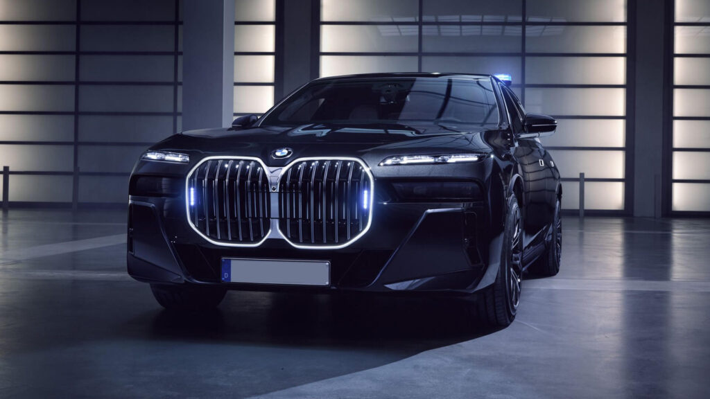 2023-bmw-i7-protection_100893945